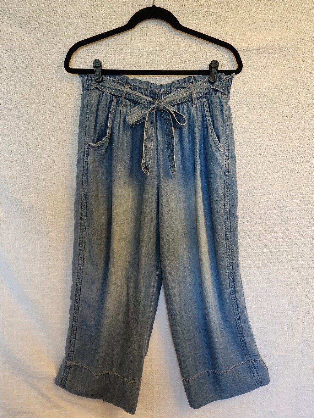 Knox Rose Chambray Wide Leg Pants. W L Elastic Waist, Tie Belt Side Pkts A446